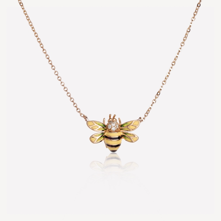 Neckalce with bee