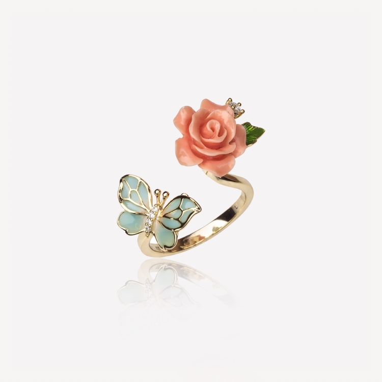 Adjustable ring with pink rose and butterfly Adjustable ring with pink rose and butterfly