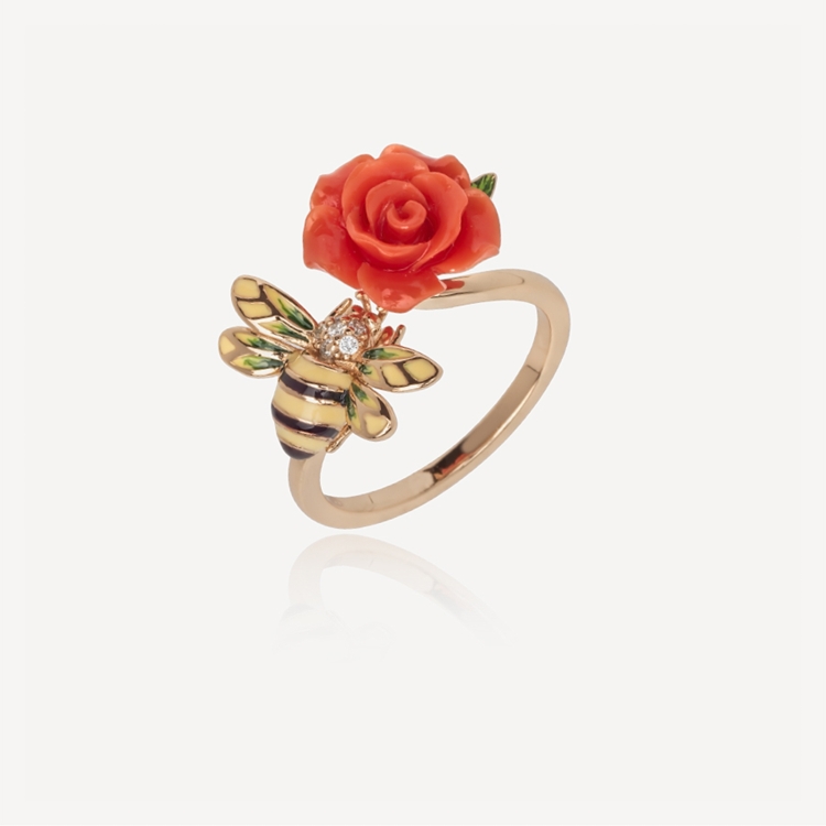 Adjustable ring with coral rose and bee Adjustable ring with coral rose and bee