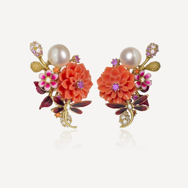 Earrings with coral dahlias