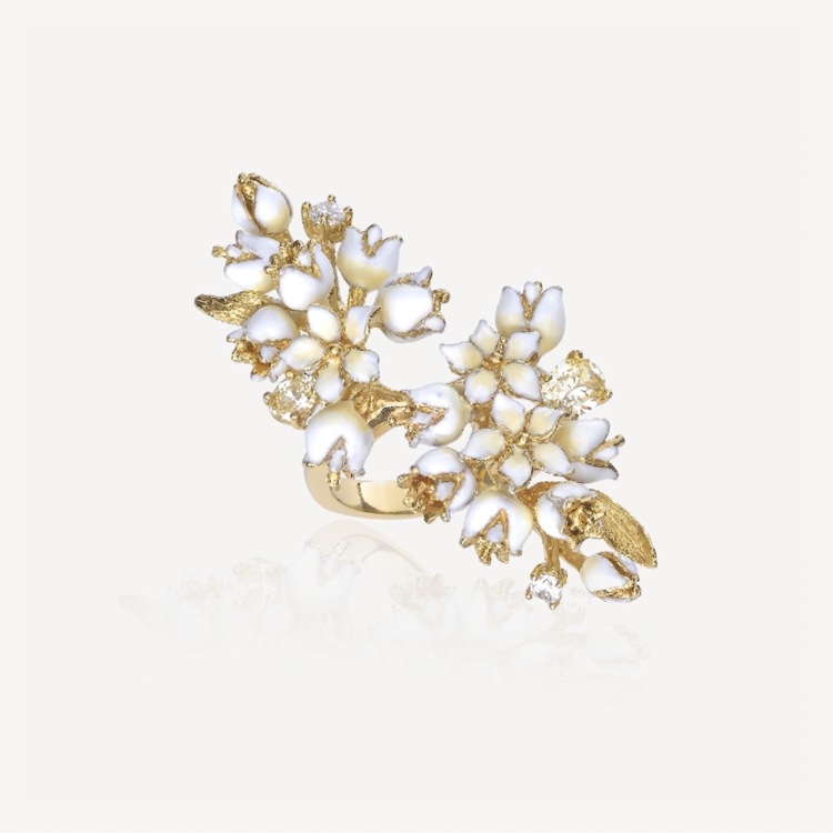 Ring with lilies-of-the-valley