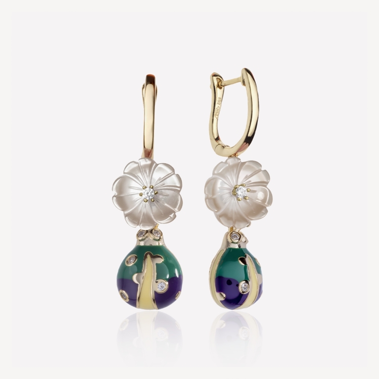 Earrings with white flowers and bugs